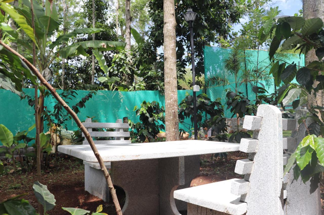Pine Villa Garden Yercaud Bagian luar foto